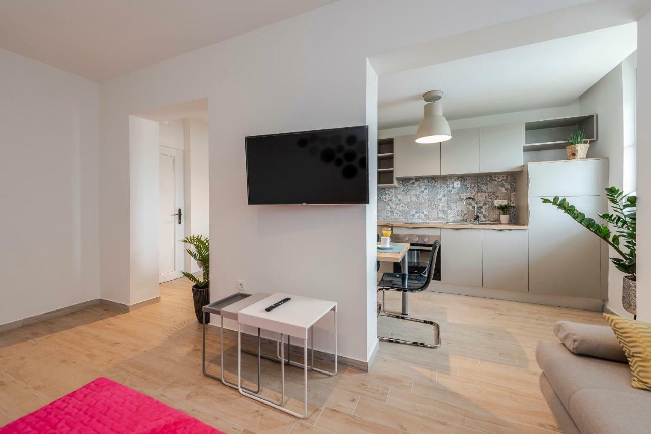 Апартаменти Seven Apartman Задар Екстер'єр фото